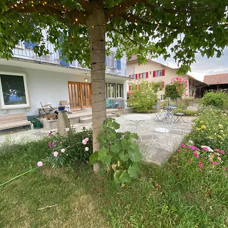 Domaine En Trembley Frühstückspension Commugny