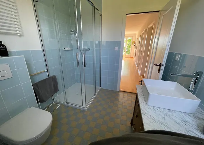 Domaine En Trembley 住宿加早餐酒店 Commugny