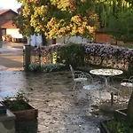 Bed & Breakfast Domaine En Trembley 3*